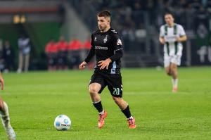 罗马诺：施密德今夏可能离开不来梅，多家意甲球队对球员兴趣浓厚