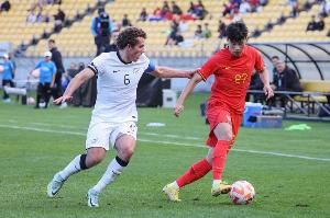 巴顿：论年龄我是老将但却没怎么代表国足踢过，每次出场我都珍惜