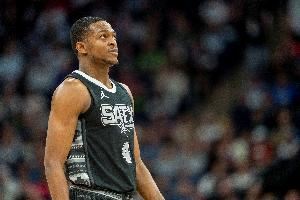 小波特：给福克斯足够开火权他就能拿捏玩具 他是沃尔后最快球员