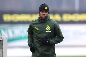 罗马诺：多特在谈楚克乌梅卡的永久转会，切尔西不接受租借