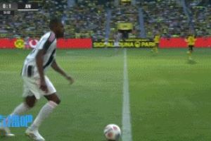 梅开二度！伊尔迪兹助攻坎比亚索小角度抽射得手，尤文2-0多特