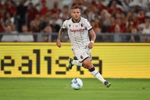 博洛尼亚官方：因莫比莱伤缺约8周 后卫卡萨勒伤缺3-4周