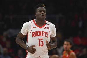 3年2150万！队记：卡佩拉的球队友好型合同或许成为交易筹码