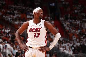 火力凶猛！首节热火轰7记三分砍44分&领先灰熊19分 阿德巴约18分