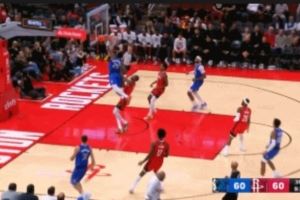霸王硬上弓！PJ-华盛顿反击一条龙 无视杜兰特防守单手怒扣