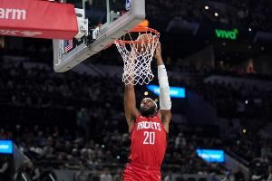 奥科吉:我这些年逐渐明白自己要专注打好无球 清楚接球后怎么做