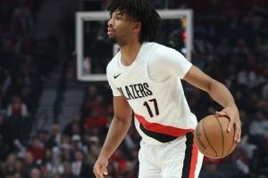 可惜了！谢顿·夏普18中12空砍赛季新高31分 三分5中3